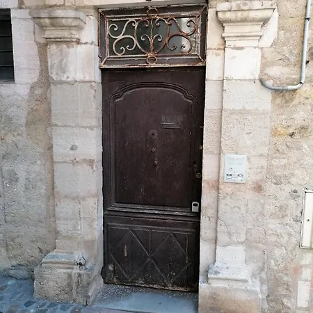 Au Temps D'antan Apartment